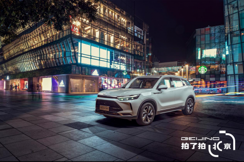 当年轻遇上BEIJING，奋斗的花火照亮无限可能