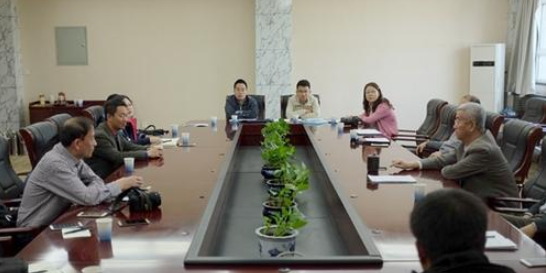 Xi航空空职业技术学院召开主题教育工作会议